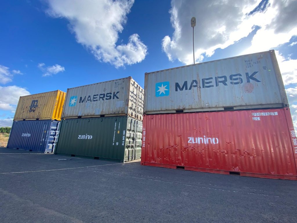 Contenedores marítimos de 20 pies usados. Disponibles para entrega en Huelva, Sevilla, Algarve, Badajoz, Cádiz, Málaga, Córdoba.